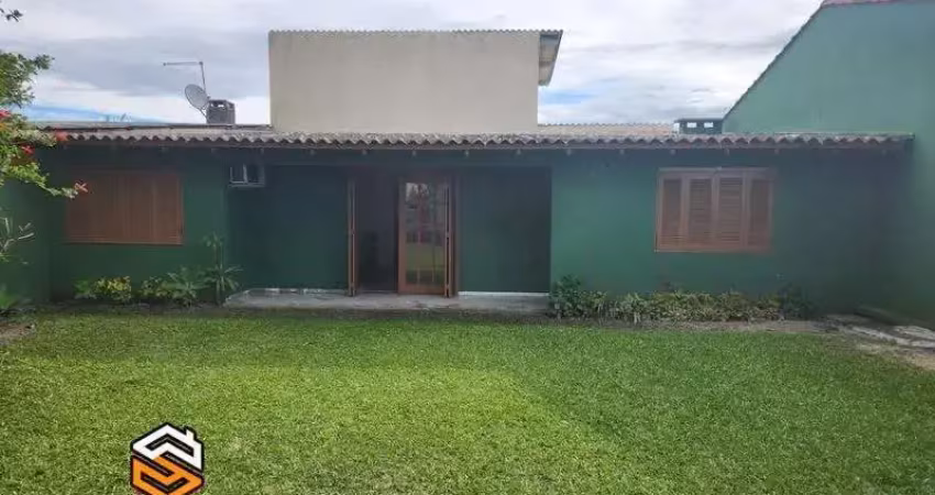 Casa a poucos metros do mar a vista em imbé - mariluz b