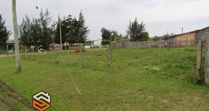 Terreno de esquina no balneário albatroz, praia de  imbé.