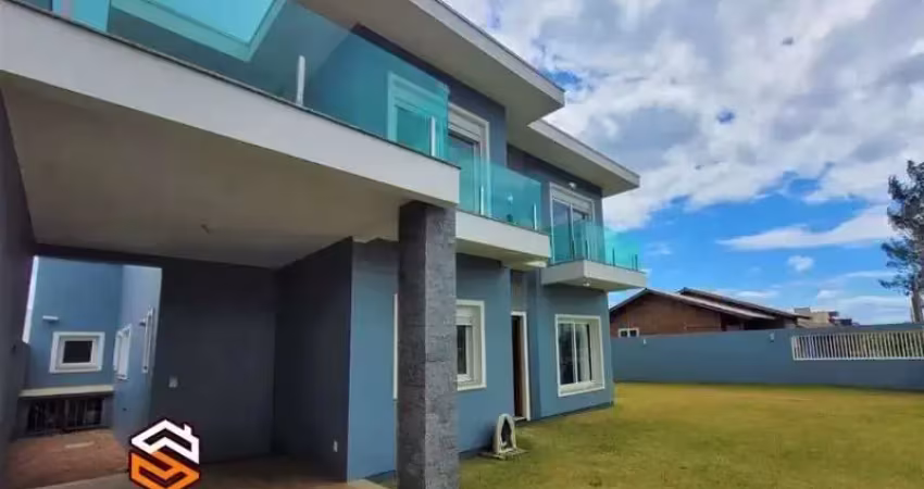 Belíssima residência próxima ao mar. praia de presidente em imbé!