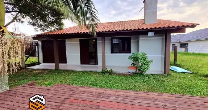 Casa a venda na praia de imbé à poucos metros do mar-rs