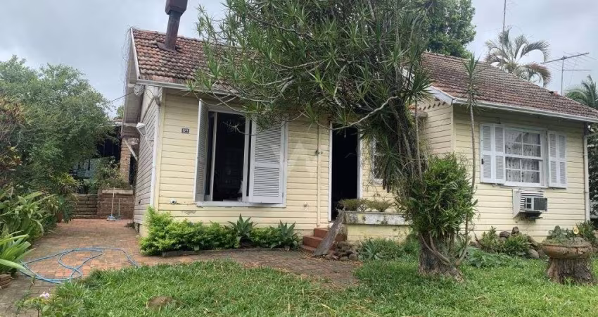 Casa com 3 quartos à venda na Vila Nova, Novo Hamburgo 