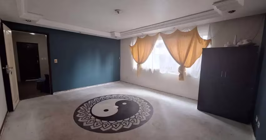 Apartamento curitiba bairro cristo rei com 3 quartos dependência serviço vaga livre portaria 24 horas salão de festa churrasqueira bicicletario