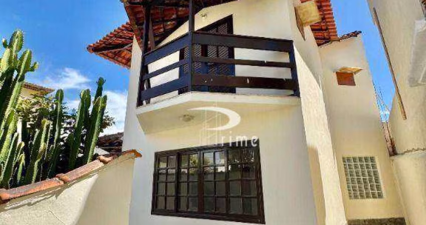 Casa com 3 dormitórios para alugar por R$ 3.678,38/mês - Itaipu - Niterói/RJ