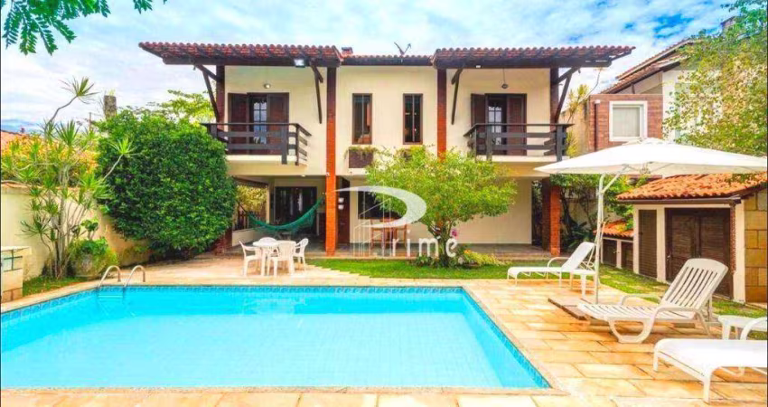 Casa com 3 dormitórios, 300 m² - venda por R$ 2.650.000,00 ou aluguel por R$ 11.519,00/mês - Camboinhas - Niterói/RJ