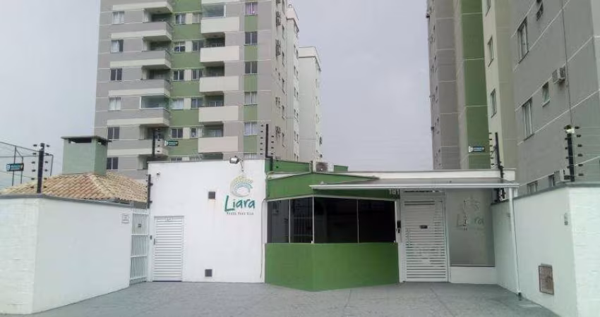 Apartamento para Locação em Balneário Piçarras, Itacolomi, 2 dormitórios, 1 banheiro, 1 vaga