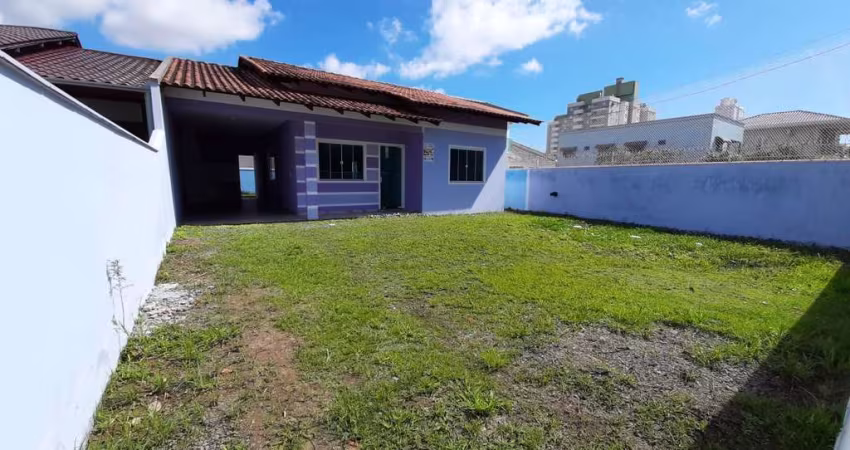 Casa para Venda em Balneário Piçarras, Itacolomi, 3 dormitórios, 1 suíte, 3 banheiros, 2 vagas