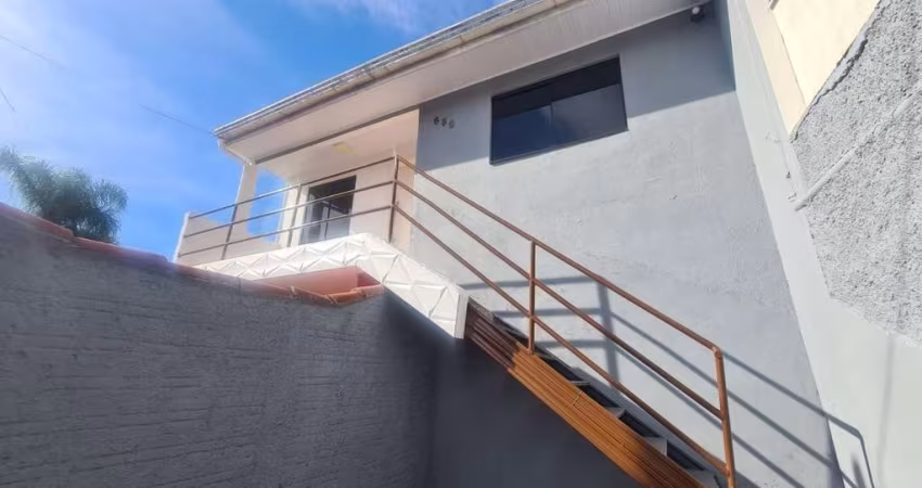 Casa com 2 quartos para alugar na XXV de Dezembro, 630, Cidade Industrial, Curitiba