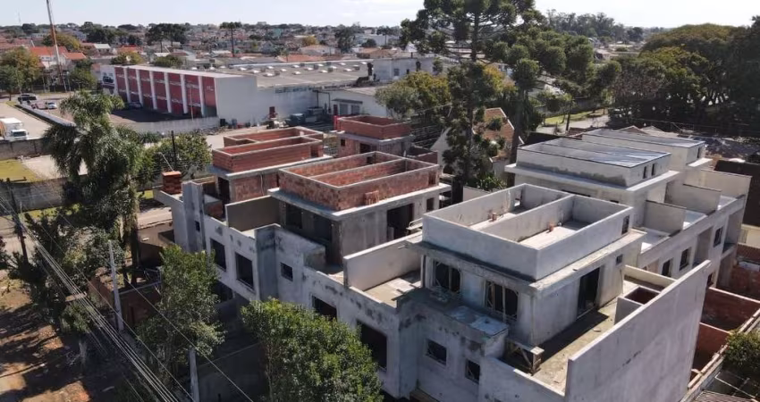 Casa em condomínio fechado com 3 quartos à venda na Rua Cuiabá, 1509, Cajuru, Curitiba