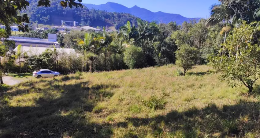 Terreno a venda com grande potencial localizado no bairro sao pedro
