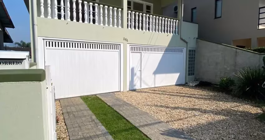 Casa com 3 quartos à venda no Jardim Maluche, Brusque 