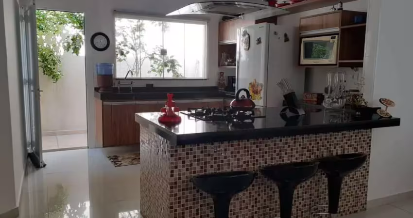 Casa com 3 quartos à venda em Independência, Taubaté 