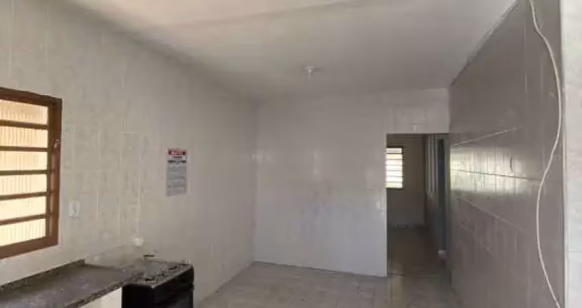 Casa com 3 quartos à venda no Jardim Gurilândia, Taubaté 