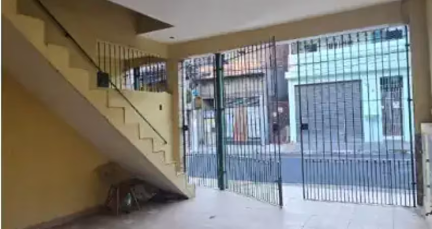 Casa térrea de 1 dormitório com 1 garagem para locação no parque marabá, taboão da serra/sp