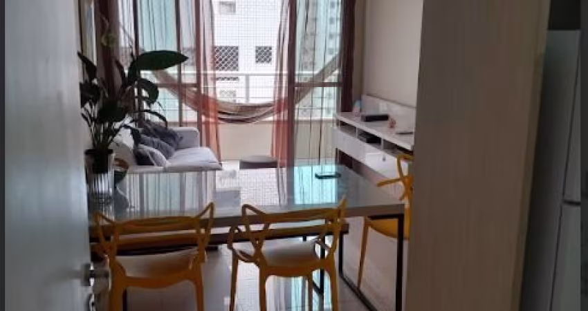 VENDE- SE FLAT COM 02 QUARTOS NA BEIRA MAR!!!