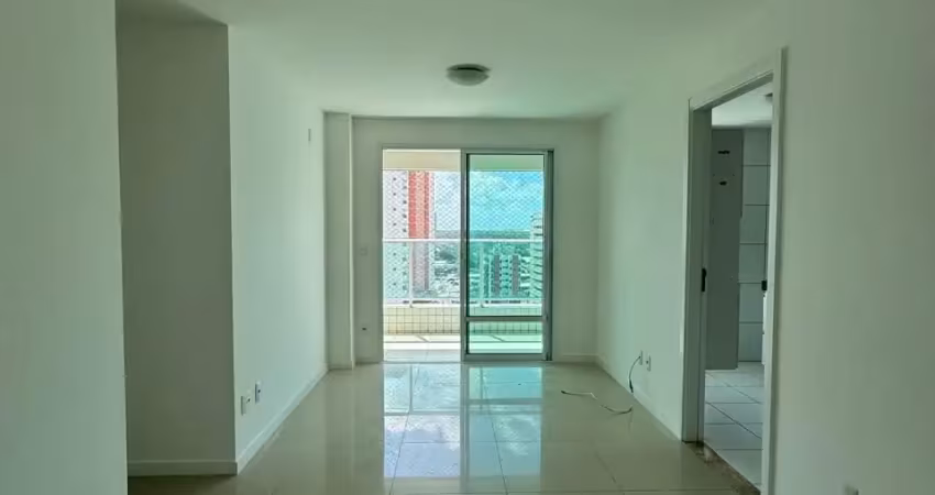 VENDE SE APTO  COM 03 QUARTOS