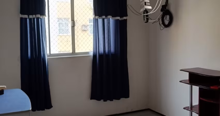 VENDE- SE APTO COM 02 QUARTOS!!!
