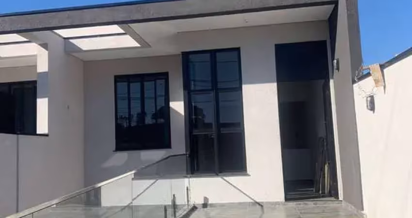 Casa em campina grande do sul  projeto moderno acabamento de primeira