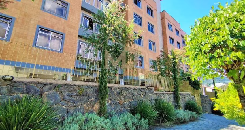 Apartamento 3 dormitórios para Venda em Teresópolis, Taumaturgo, 3 dormitórios, 1 suíte, 3 banheiros, 2 vagas