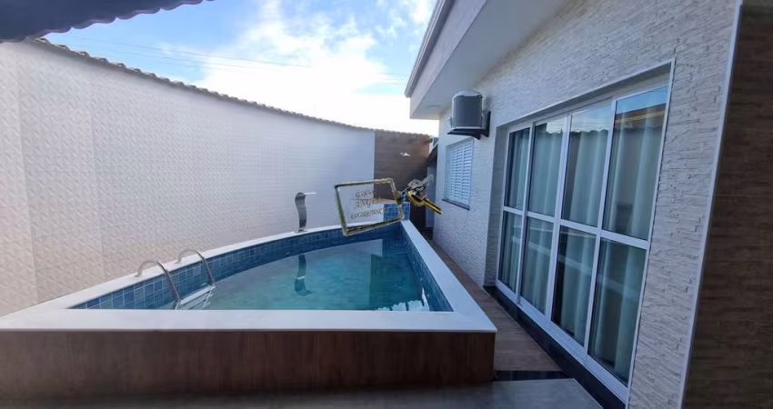Casa Térrea com piscina em Real, Praia Grande/SP