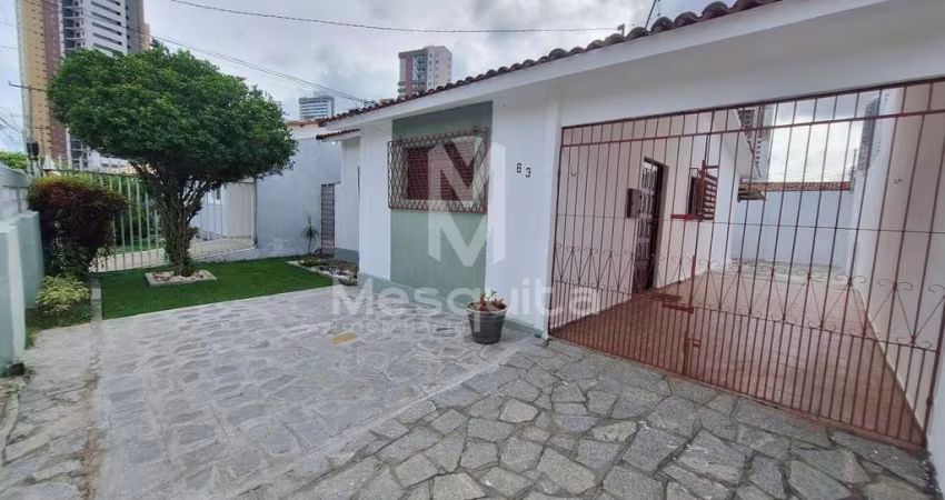 Casa para Locação em João Pessoa, Brisamar, 3 dormitórios, 1 suíte, 2 banheiros, 2 vagas