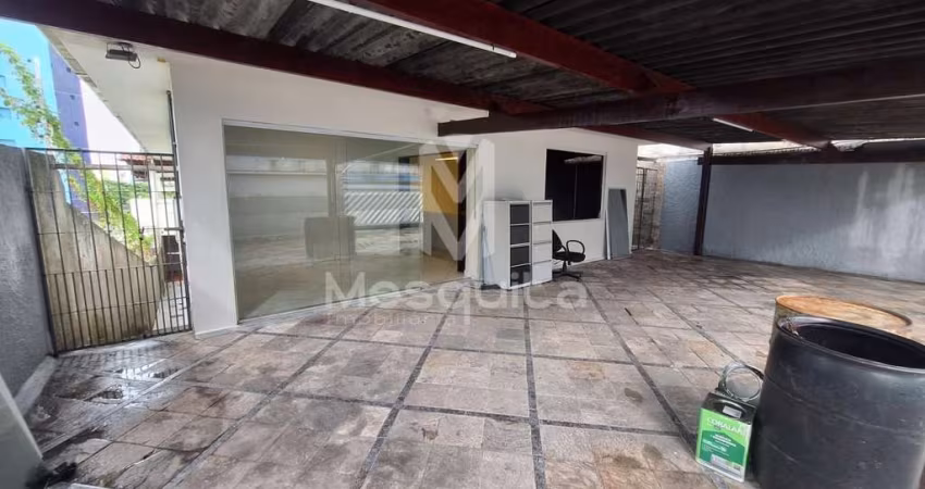 Casa para Locação em João Pessoa, Miramar, 4 dormitórios, 2 suítes, 5 banheiros, 2 vagas