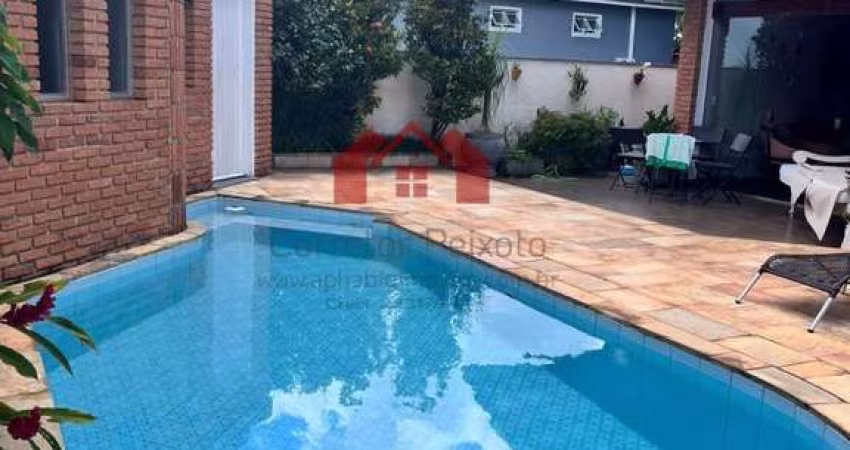 Casa em Condomínio para Venda em Santana de Parnaíba, Alphaville, 3 dormitórios, 3 suítes, 1 banheiro, 4 vagas