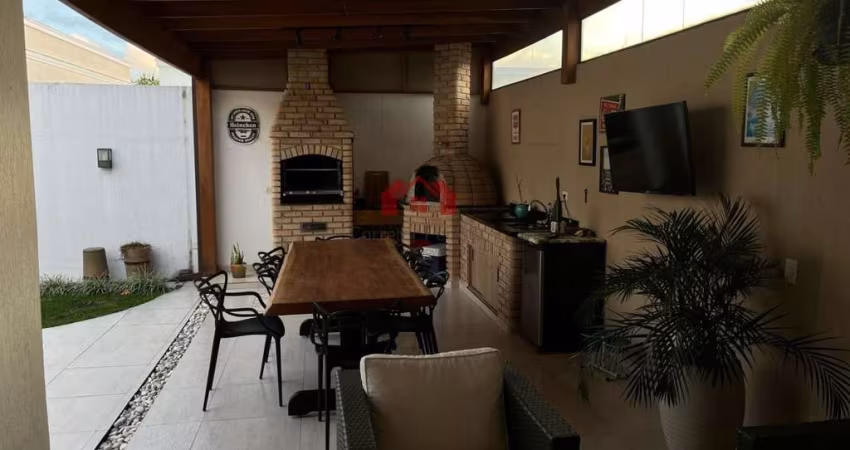 Casa em Condomínio para Venda em Santana de Parnaíba, Tamboré, 3 dormitórios, 2 suítes, 1 banheiro, 2 vagas