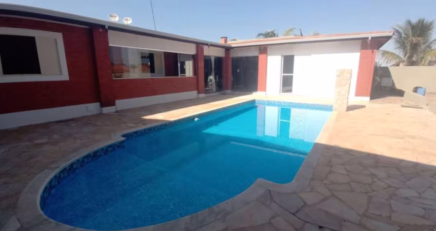 Casa com 3 dormitórios à venda, 200 m² por R$ 780.000,00 - Jardim Ipê - São João da Boa Vista/SP