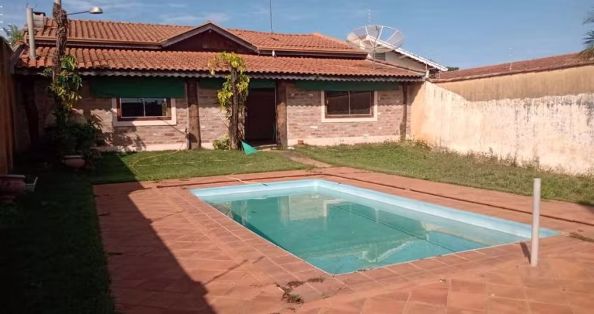 Casa com 1 dormitório à venda, 171 m² por R$ 650.000 - Portal dos Pinheiros - Casa Branca/SP
