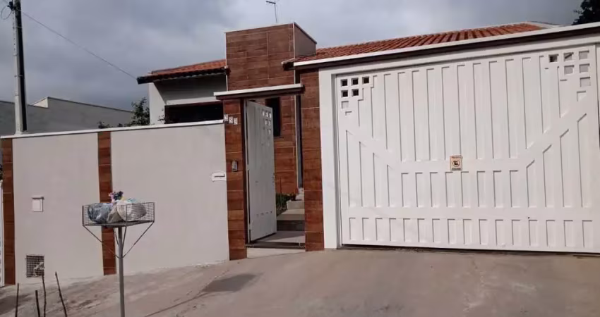 Casa com 3 dormitórios à venda, 160 m² por R$ 580.000,00 - Yolanda - São João da Boa Vista/SP