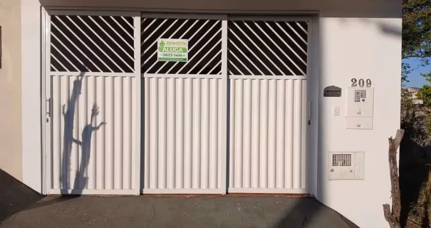 Casa com 2 dormitórios para alugar, 70 m² - jardim do trevo - são joão da boa vista/sp