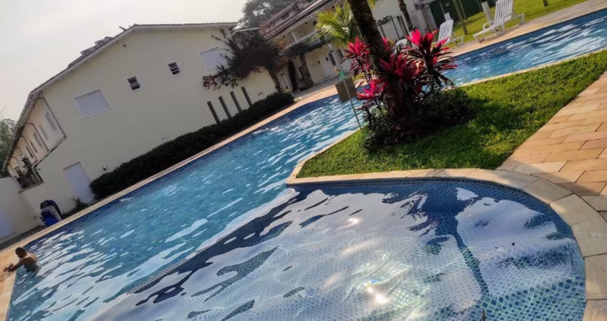 Casa juquehy ótima localização  100 metros centro 380 metros praia com