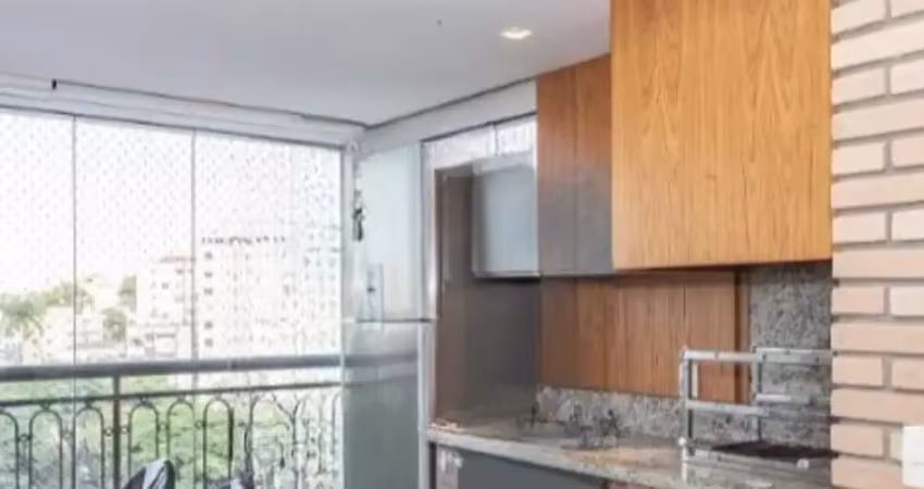 Apartamento  com 215m², 4 quartos, 4 suites, 4 banheiros e 4 vagas