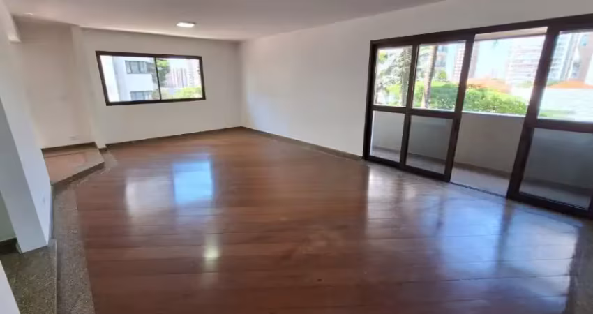 Oportunidade 260m² no Jd Analia Franco - 5 quartos - 2 suites - 4 vagas