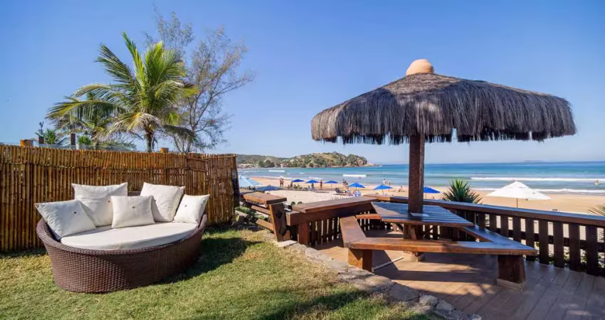 Casa em condomínio pé na areia/ frente mar praia de geribá.