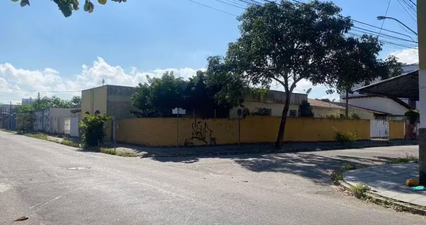 Imóvel para venda tem 181 metros quadrados com 3 quartos