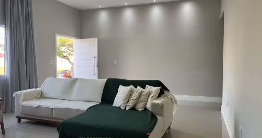 Imóvel para venda possui 216 metros quadrados com 3 quartos