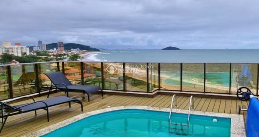 Cobertura com 4 quartos à venda na Avenida Antônio Joaquim Tavares, 2185, Praia de Armação do Itapocorói, Penha