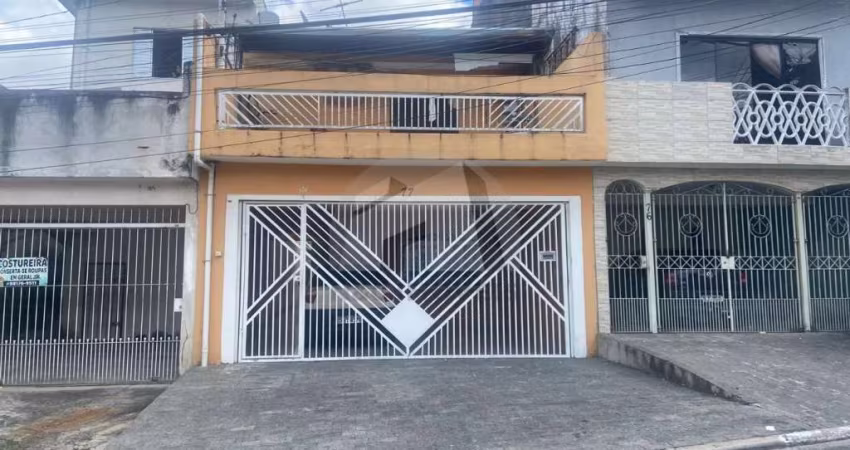 Casa dividida em 3 partes para venda,  por R$ 585.000 - Jardim Guanhembu, São Paulo/SP - CA2828