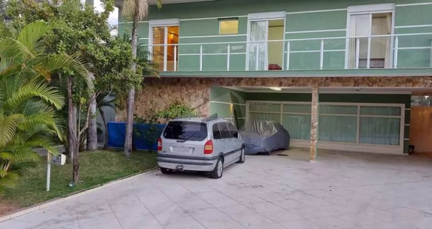 Casa de alto padrão com 560m² localizada no AlphaVille Residencial Dois - São Paulo - CA2213