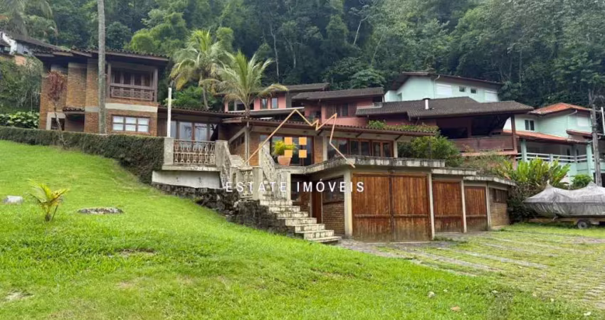 Casa em condomínio para temporada em ubatuba, praia da fortaleza, 3 dormitórios, 3 suítes, 5 banheiros, 5 vagas