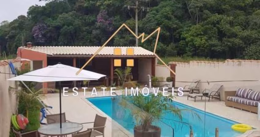 Casa para Venda em Arujá, Barreto, 4 dormitórios, 3 banheiros, 4 vagas