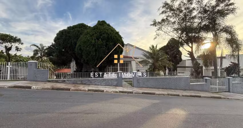 Casa em Condomínio para Venda em Arujá, Arujázinho III, 2 dormitórios, 1 suíte, 3 banheiros, 6 vagas