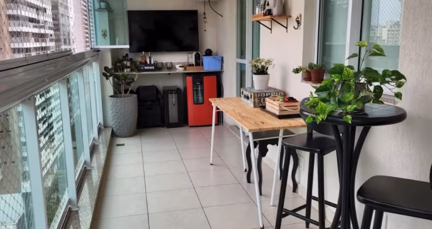 Apartamento de 3 quartos, suite, varanda e vaga.
