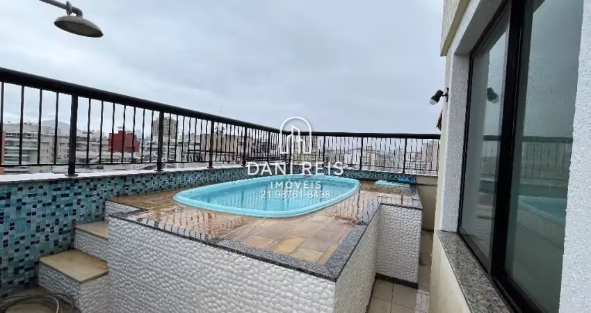 Cobertura linear de 3 quartos, suíte, piscina e 2 vagas.