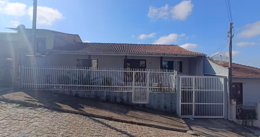 Ampla casa na Itoupavazinhha