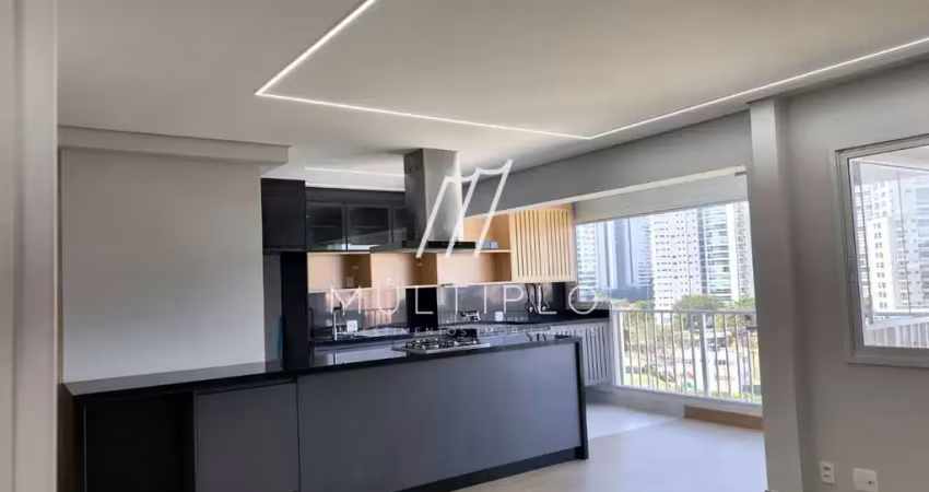 Lindo apartamento para locação com 2 suites, lavabo 2 vagas de garagem em alphaville