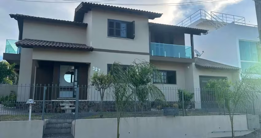 Casa com 4 quartos à venda na Avenida Jaqueline, 327, Jansen, Gravataí