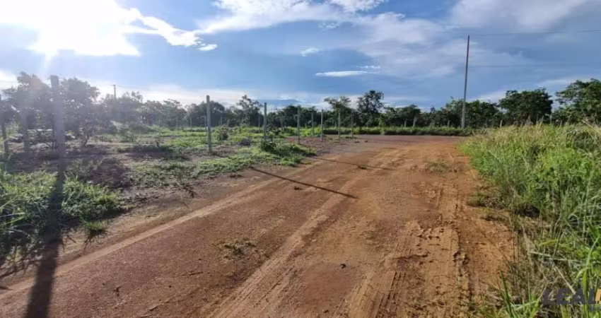 Vendo - terreno de 450m² escriturado no bairro florada da serra em chapada dos guimarães mt