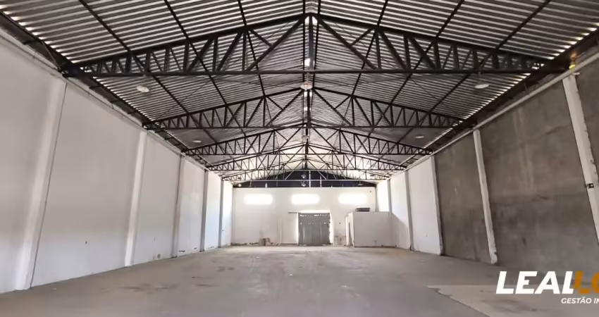 Aluga-se - armazém  de 525m² frente para av. mário andreazza - varzea grande      mt
